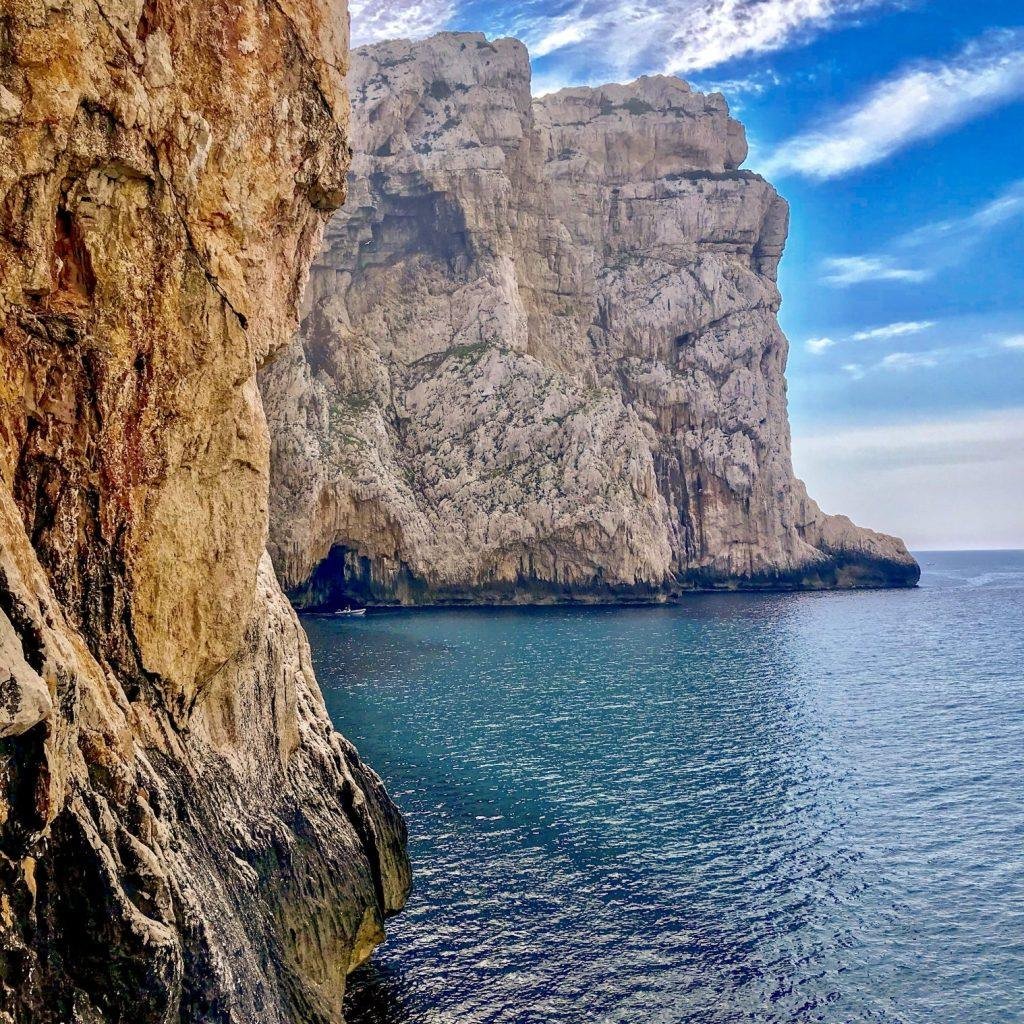 B05818C3 B5A5 4F84 9728 81D5D2638296