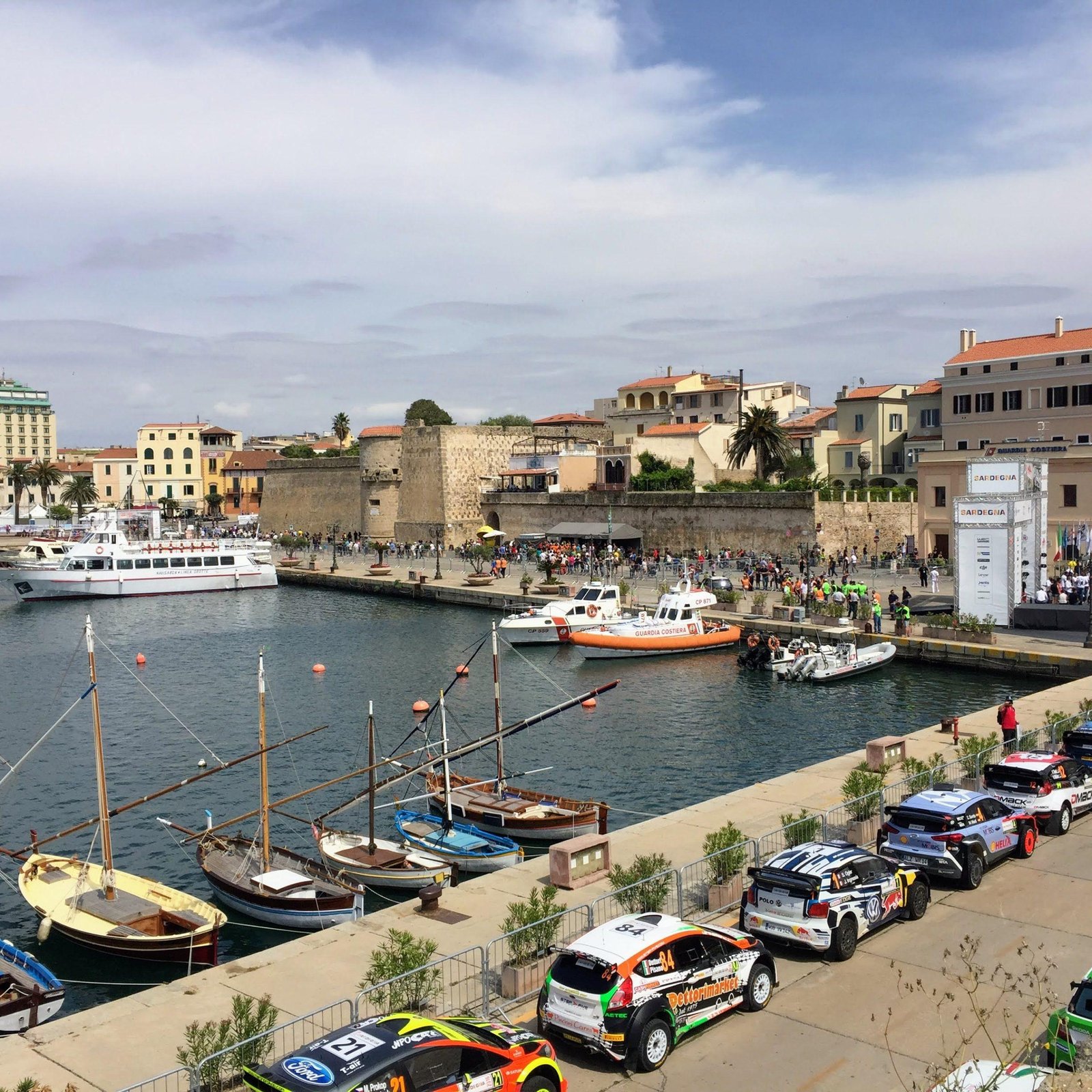 2.	Exploring Alghero and Riviera del Corallo - Medieval Majesty and Seaside Serenity
